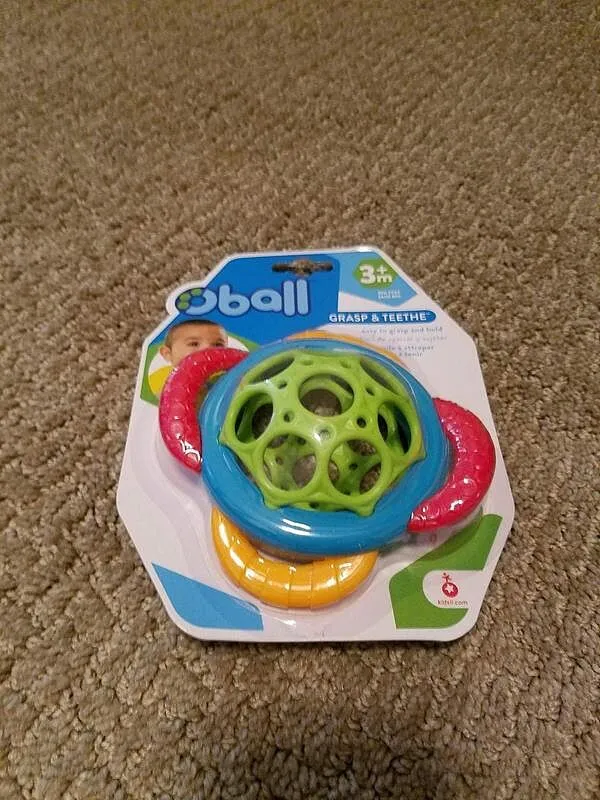Oball Grasp & Teethe Beissring Greifloch BPA-frei