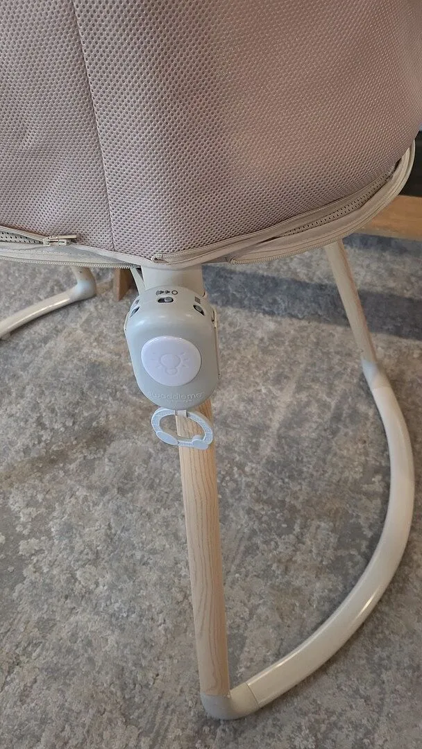 SwaddleMe by Ingenuity Right Height Beistellbett Sand