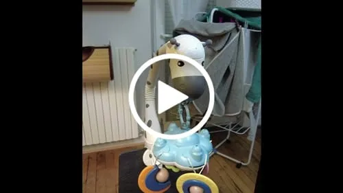 TUMAMA Baby Mobile mit Licht, Musik und Bluetooth
