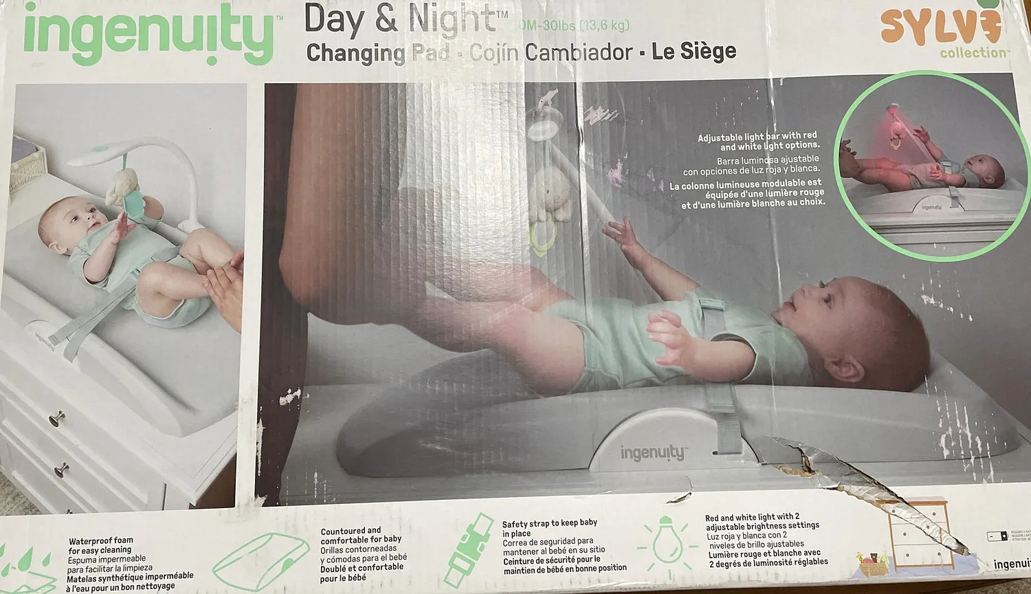 Ingenuity Day & Night Sylvi Wickelauflage mit Nachtlicht