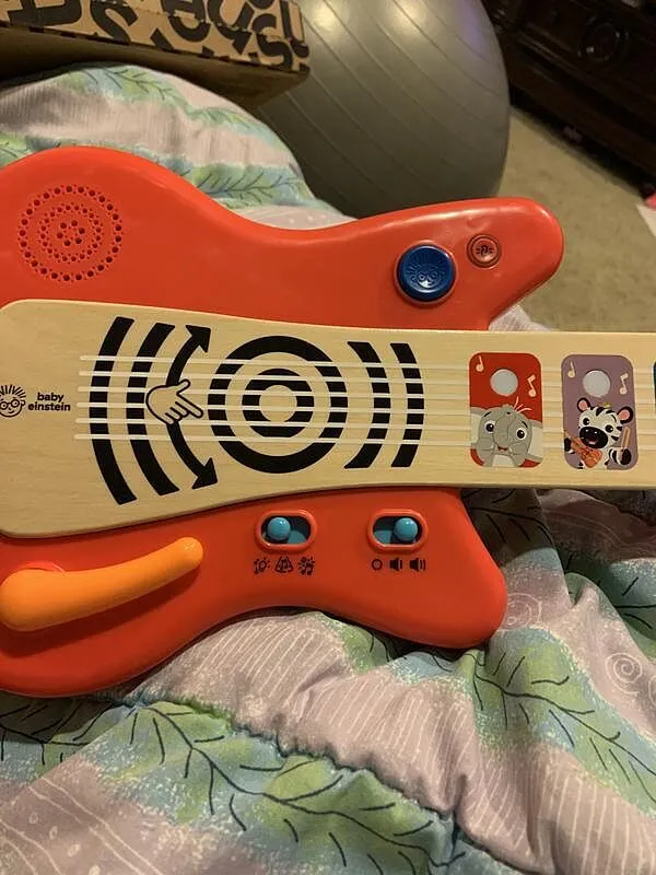 Baby Einstein Together in Tune Magic Touch Gitarre Holz WLAN 12M+