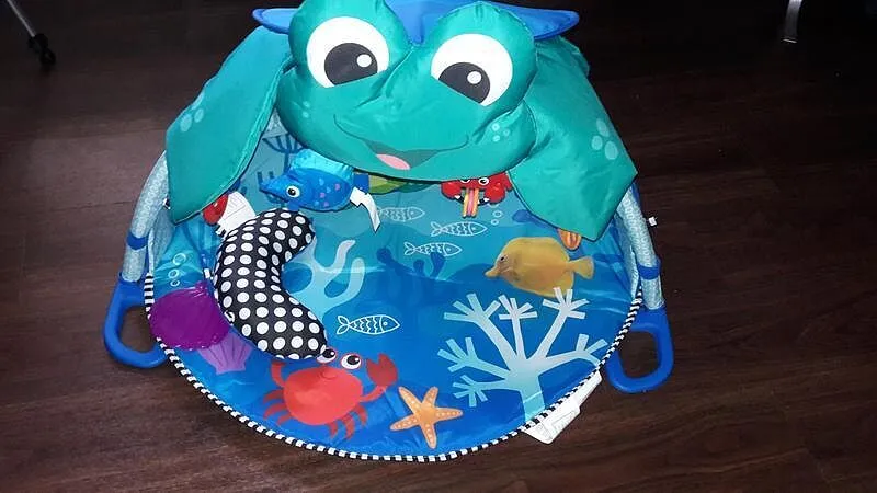 Baby Einstein Neptune Spielbogen Unterwasser mit Musik