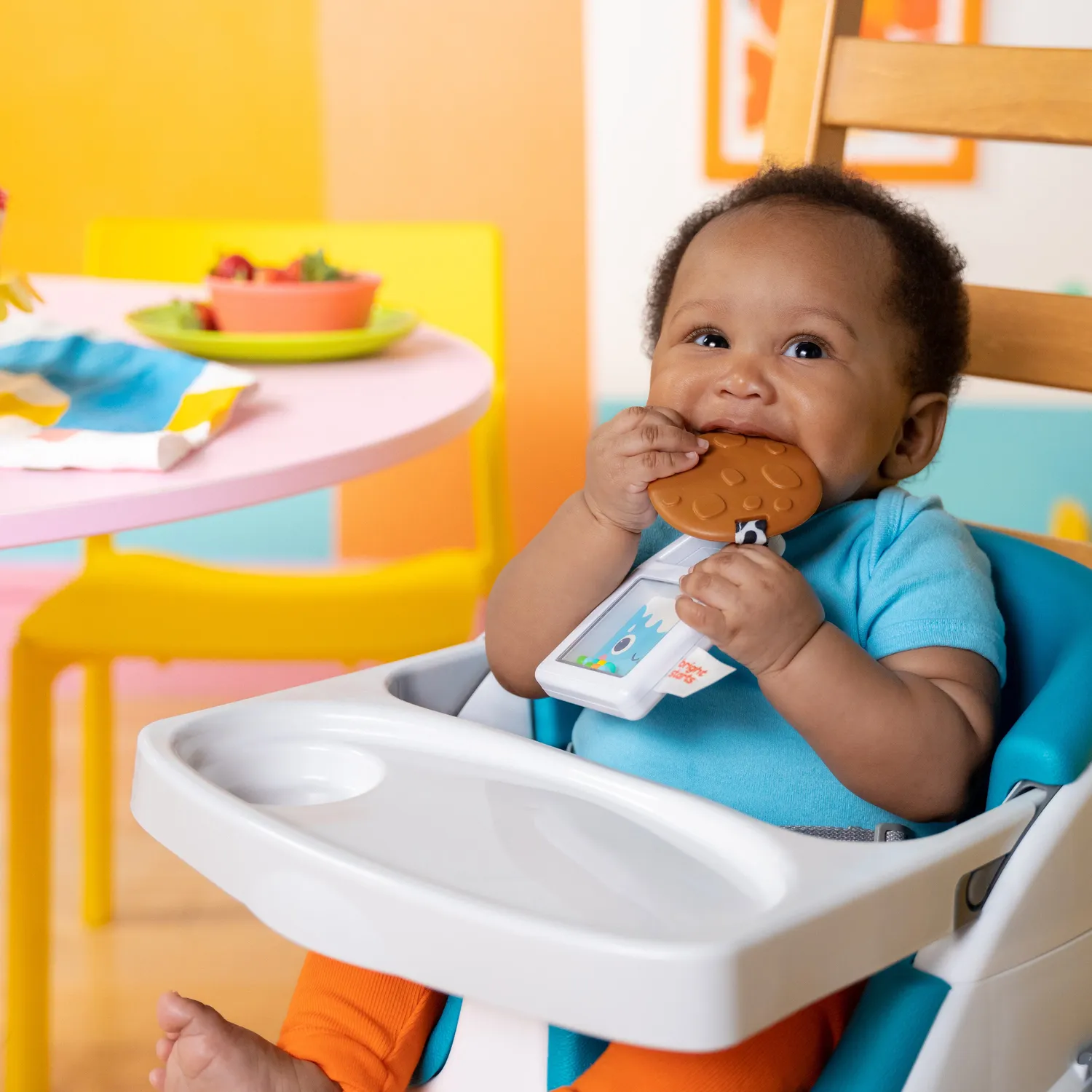 Bright Starts Cookies & Teethe Rassel und Beißring 2-in-1
