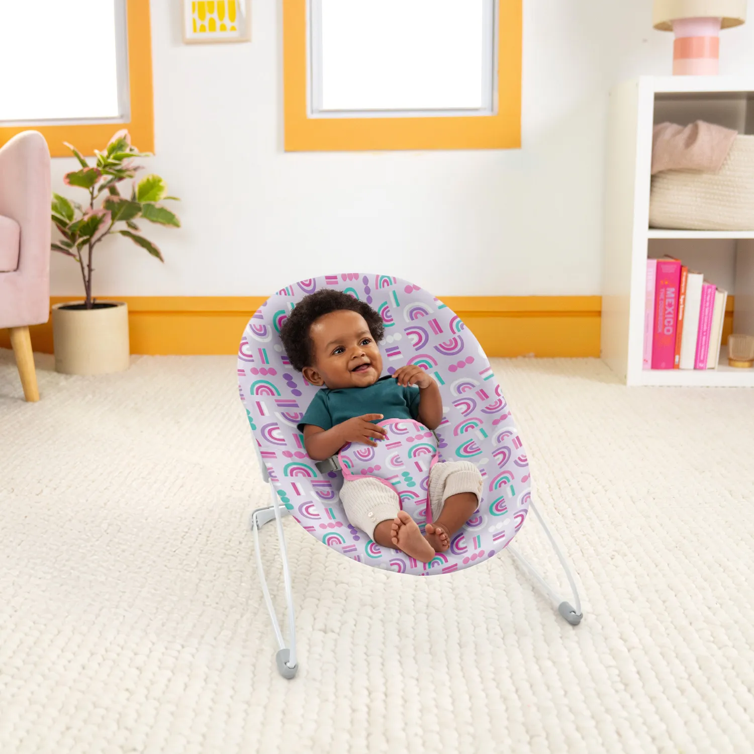 Bright Starts Confetti Rainbow Bouncer Babywippe Lila