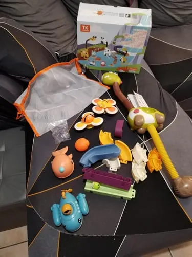 TUMAMA Badespielzeug Dusche mit Saugnapf und Rutsche