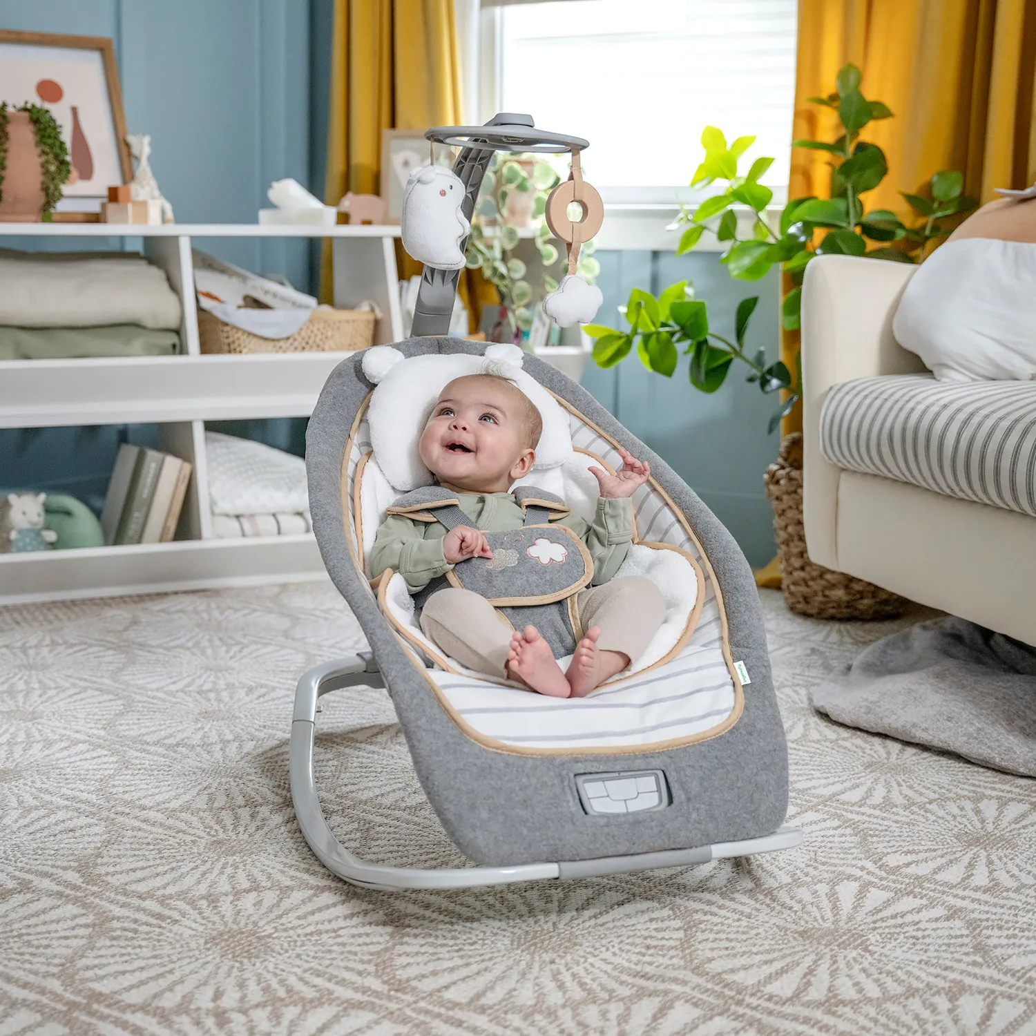 Ingenuity Boutique Rocking Seat Bella Teddy Babywippe Plüsch