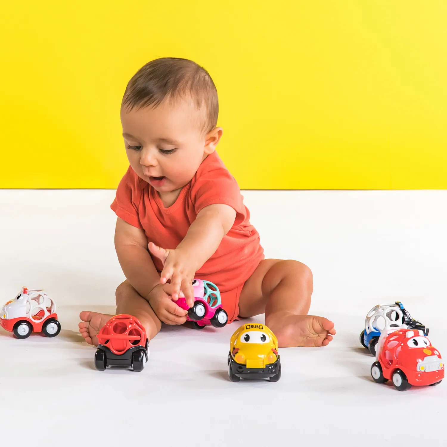 Bright Starts Go Grippers Fahrzeug Oball-Auto ab 18 Monaten