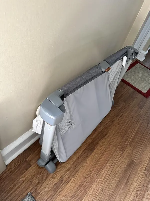 SwaddleMe Beginnings Bassinet Select Beistellbett verstellbar