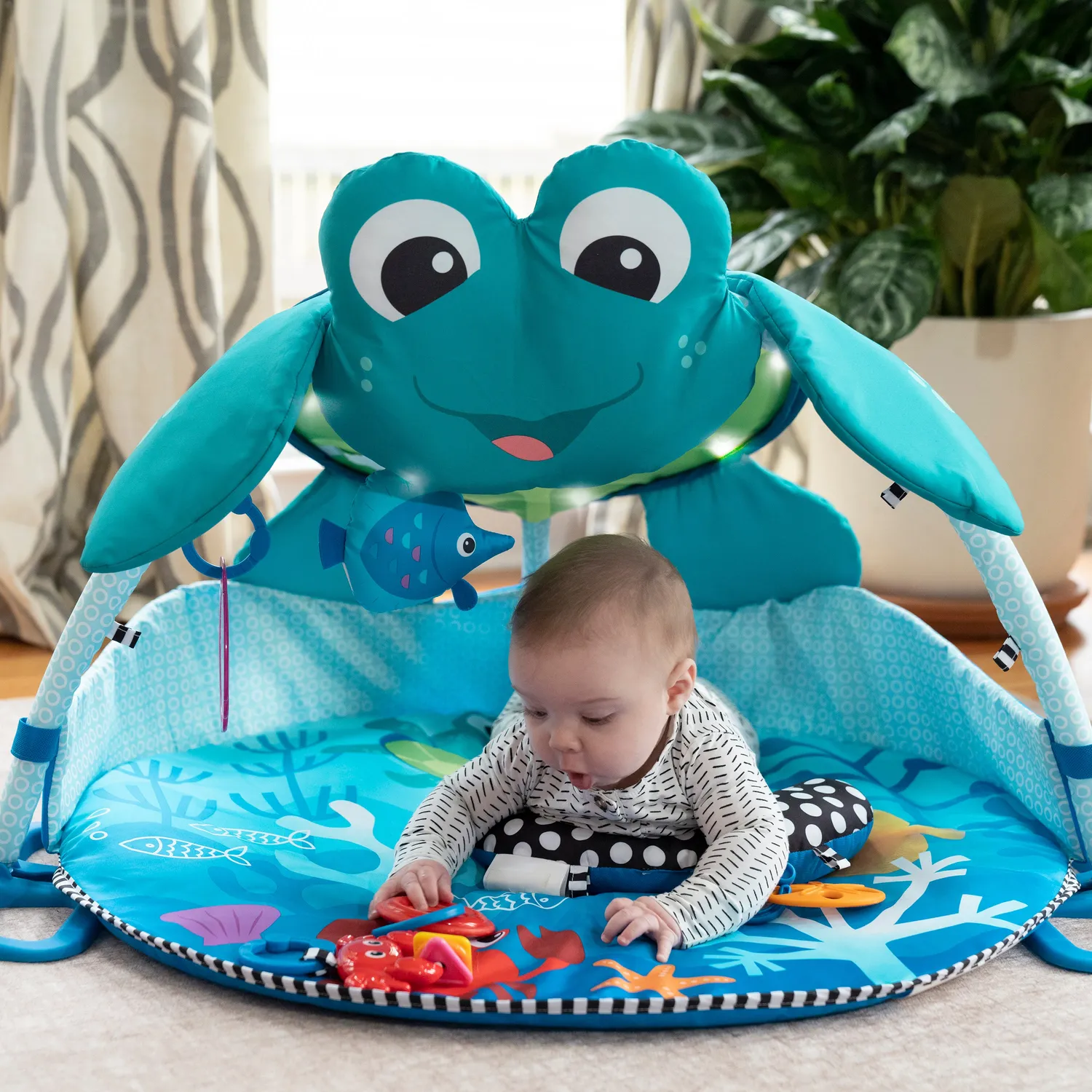 Baby Einstein Neptune Spielbogen Unterwasser mit Musik