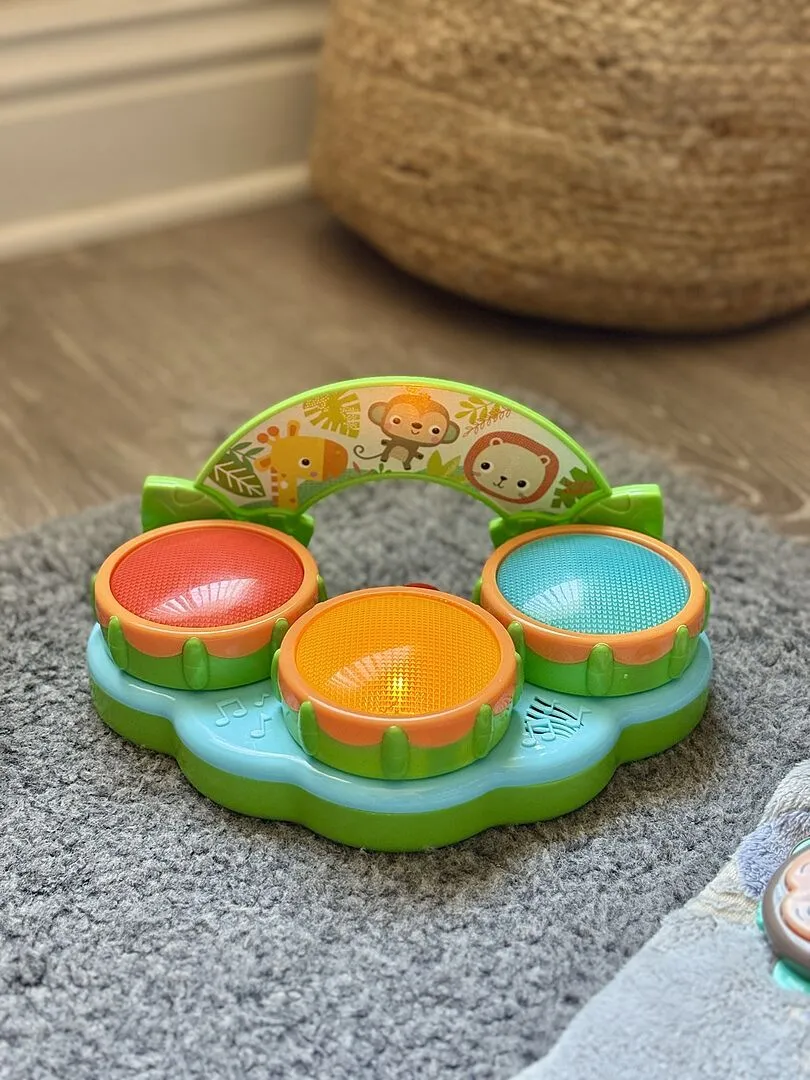 Bright Starts Safari Sounds Spielzeugset 2-tlg mit Trommel und Schlüsseln
