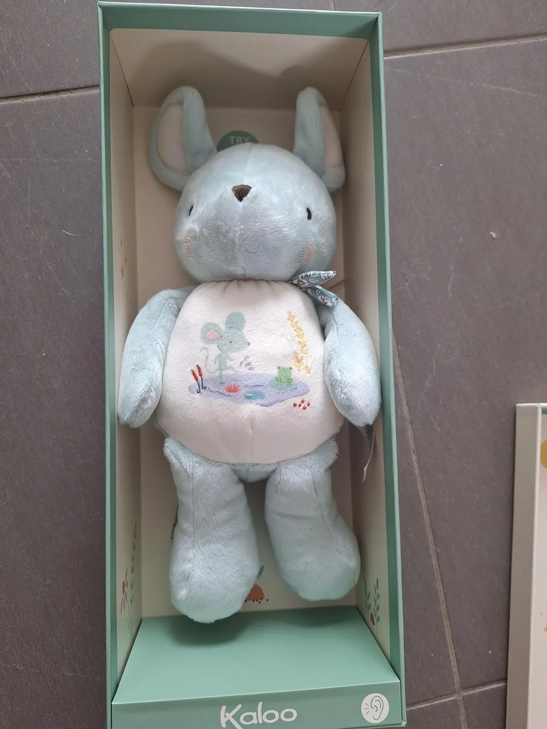 Kaloo Petites Chansons Maus Kuscheltier mit Sound 28 cm mit Glöckchen