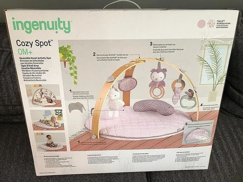 Ingenuity Cozy Spot Duvet Spieldecke Calla mit Spielbogen Holz