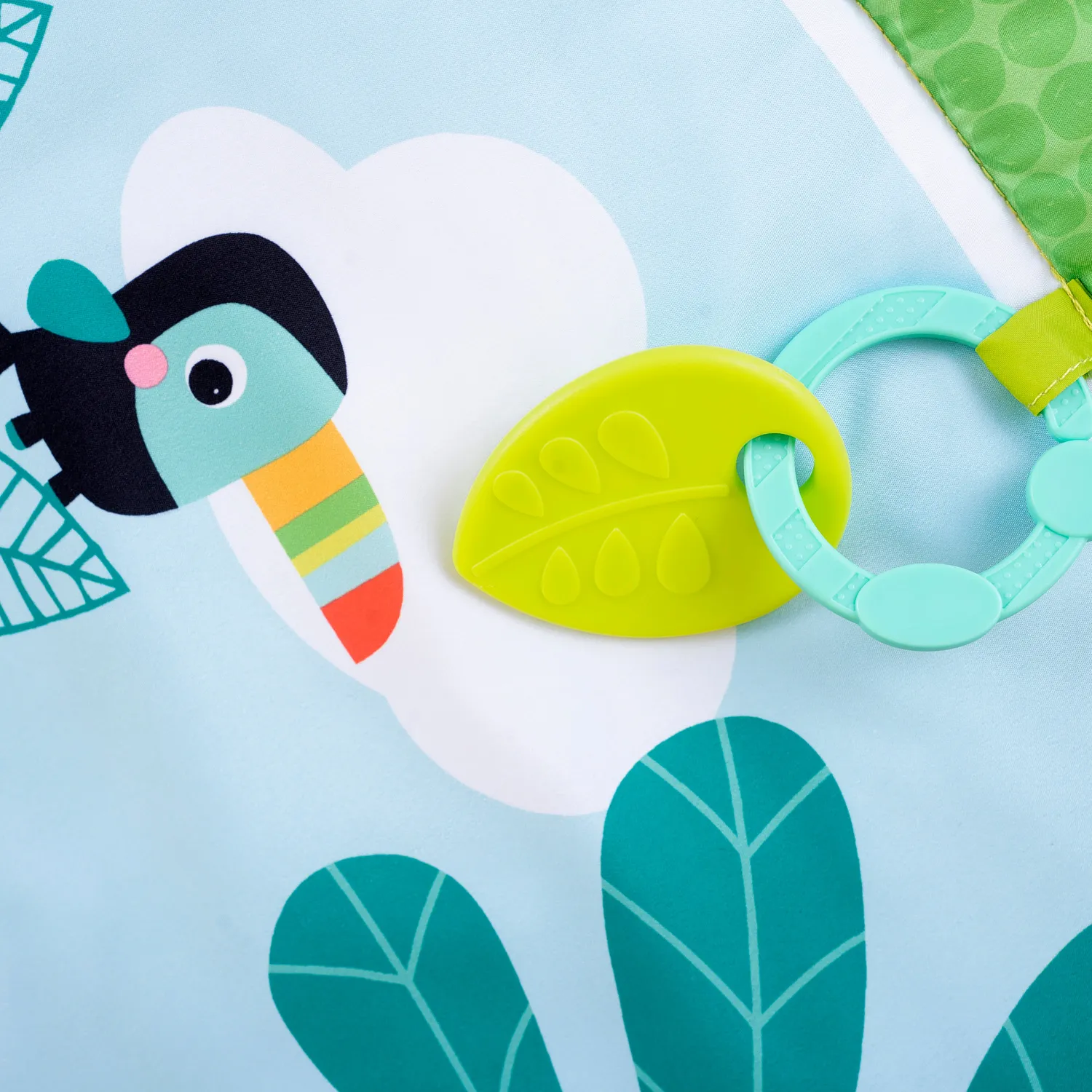 Bright Starts Easy Breezy Krabbeldecke mit Kissen waschbar