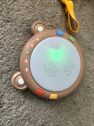TUMAMA Musik Plüschspielzeug mit Licht und Sound Baby