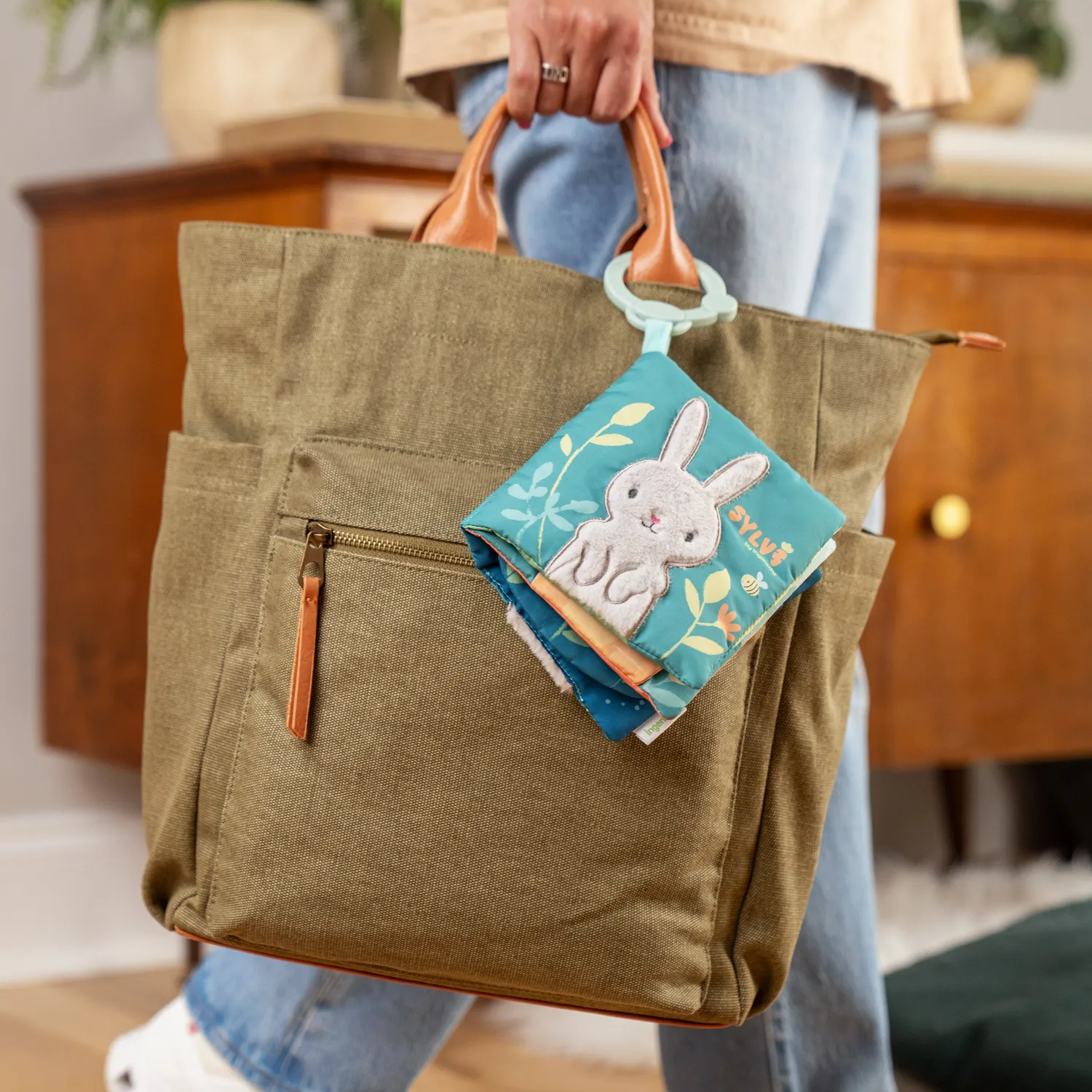 Ingenuity Storytime Sylvi Knisterbuch 6 Seiten