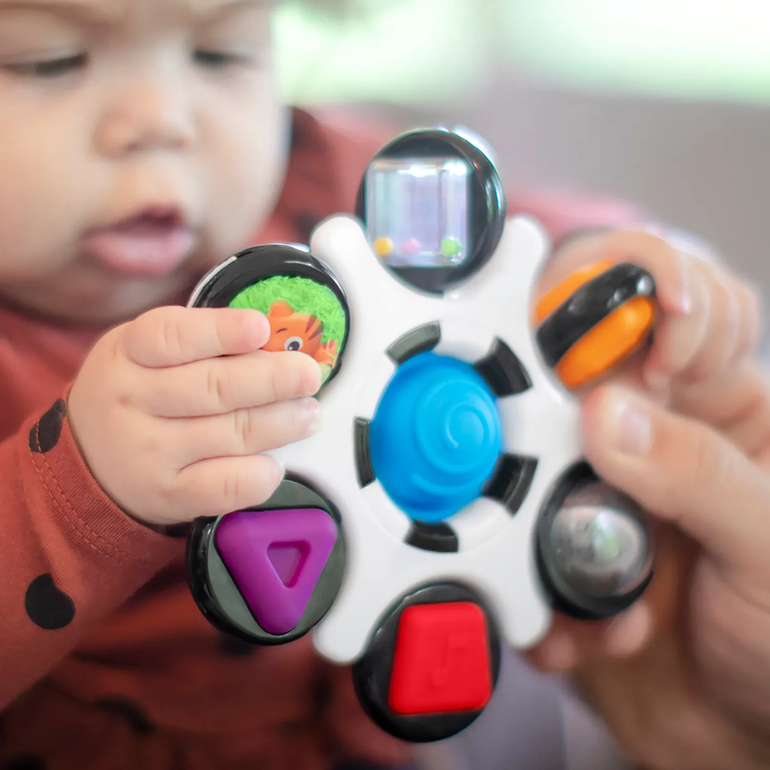 Baby Einstein Curiosity Clutch Twist Pop Rassel Greifspielzeug