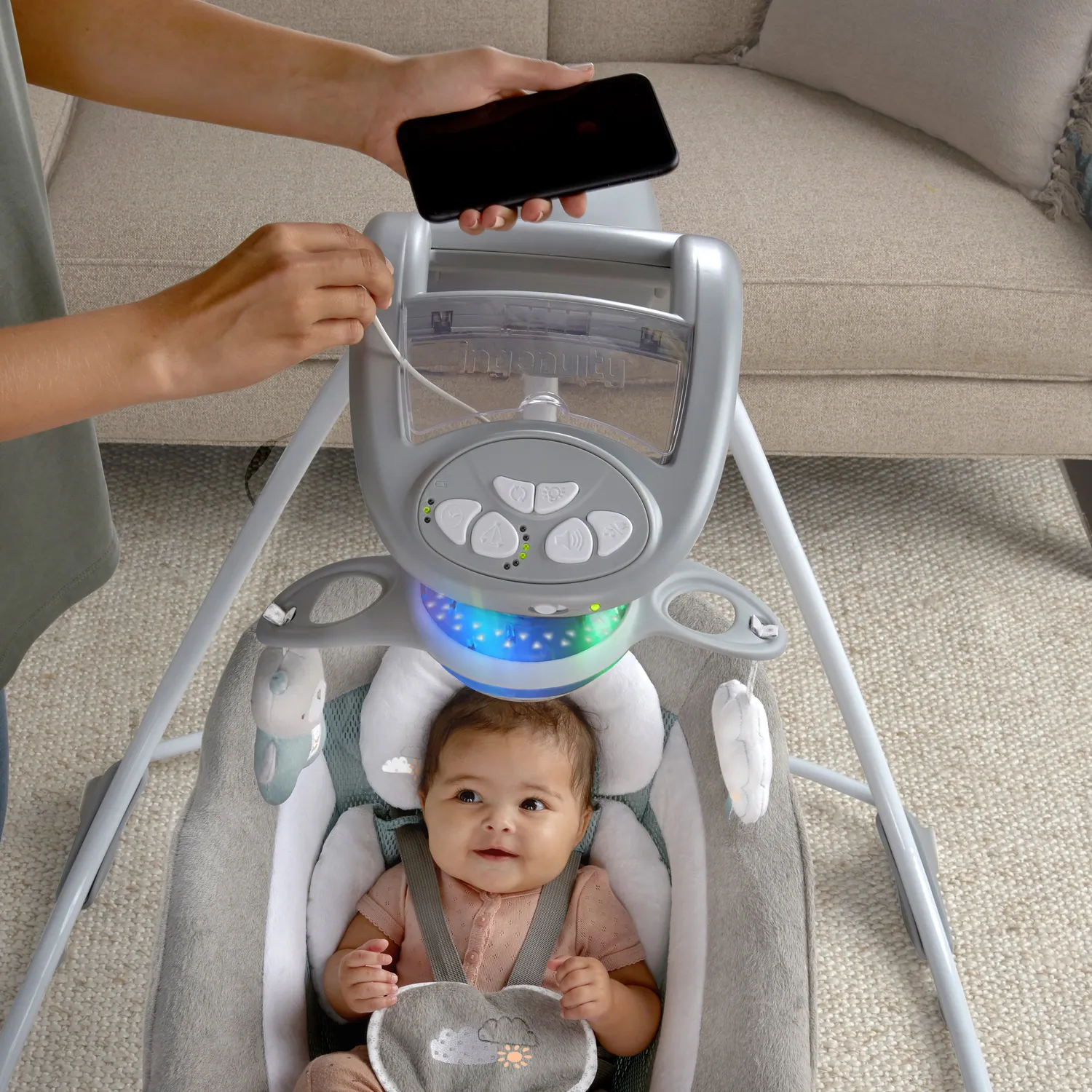 Ingenuity InLighten Pemberton Babyschaukel 2-in-1 mit Vibration