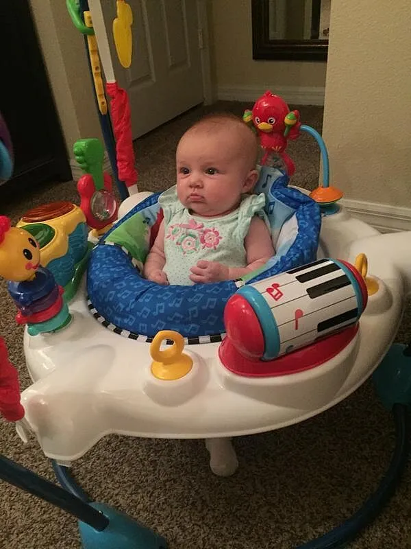 Baby Einstein Neighborhood Symphony Jumper Musik