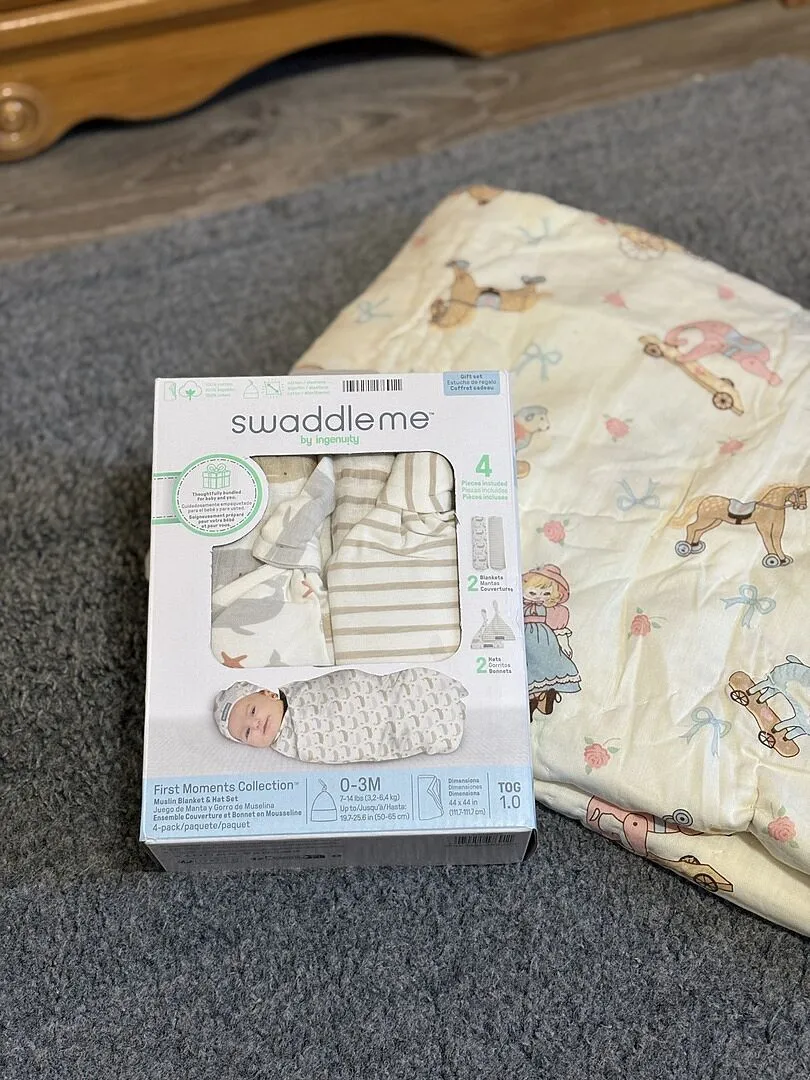 SwaddleMe First Moments Musseldecke & Mütze Set 4-tlg oeko-tex