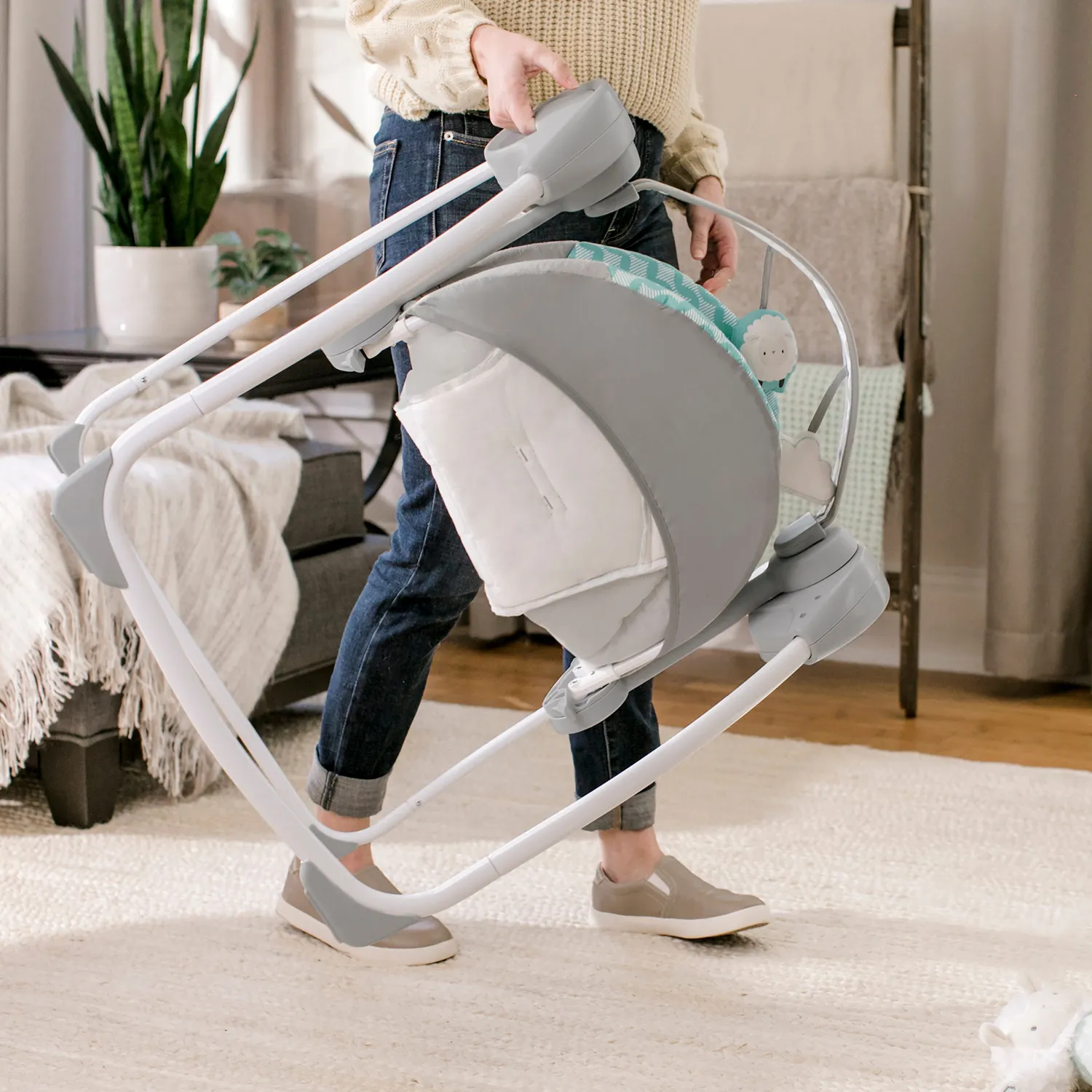 Ity by Ingenuity Swingity Swing Babyschaukel Goji faltbar
