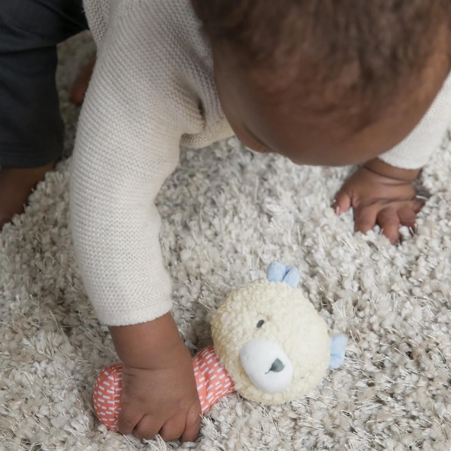 Ingenuity Nate Teddy Stabrassel Plüsch 0-36 Monate mit Kugelklang