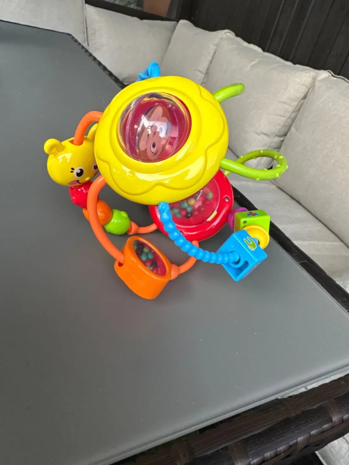 HOLA Greifball Motorikball Rassel 15,5 cm bunt