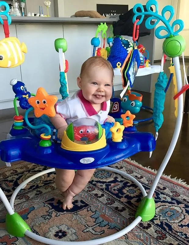 Baby Einstein Neptunes Ocean Discovery Jumper Hopser 6-12 Monate
