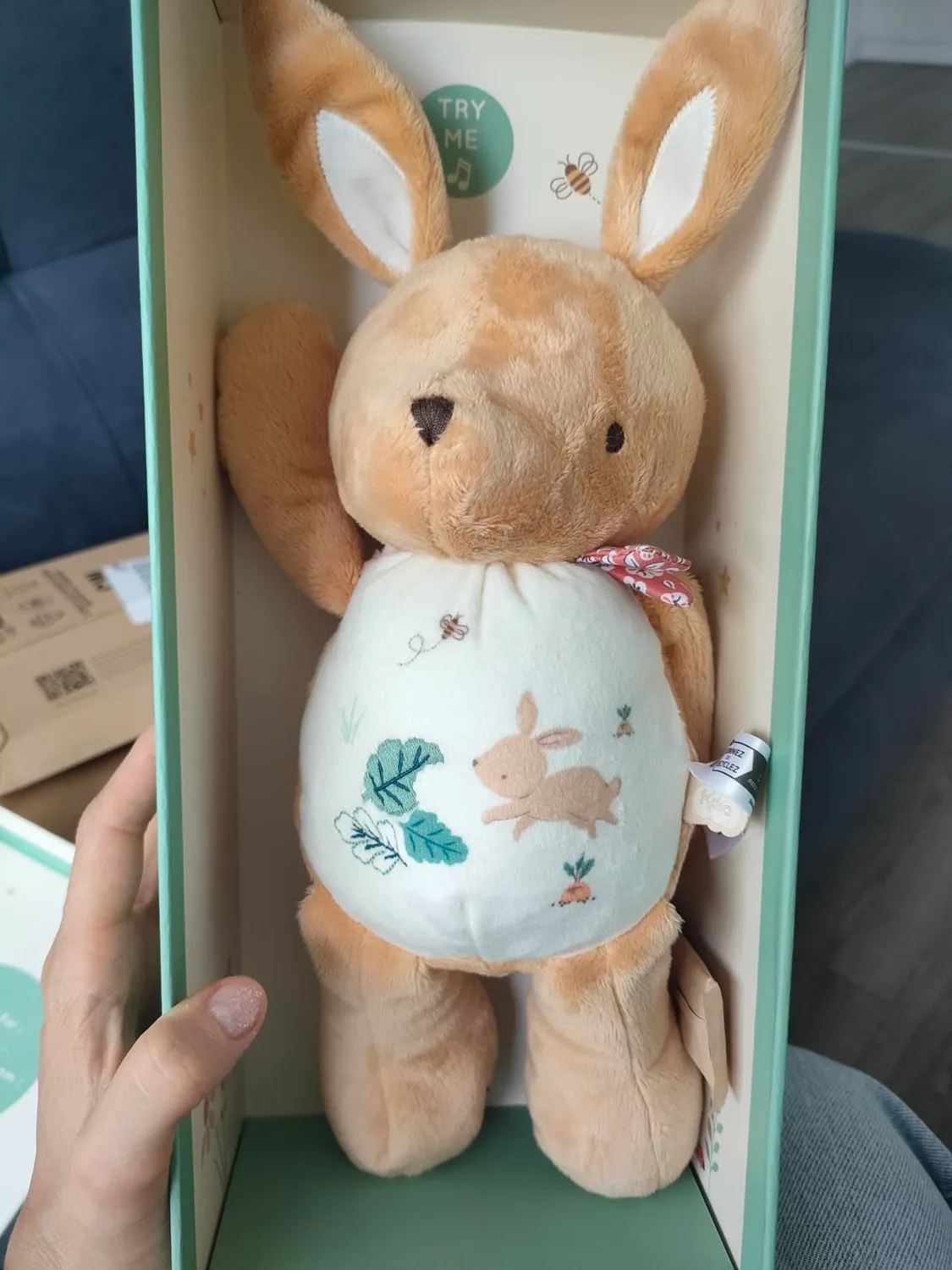 Kaloo Petites Chansons Maus Kuscheltier mit Sound 28 cm mit Glöckchen