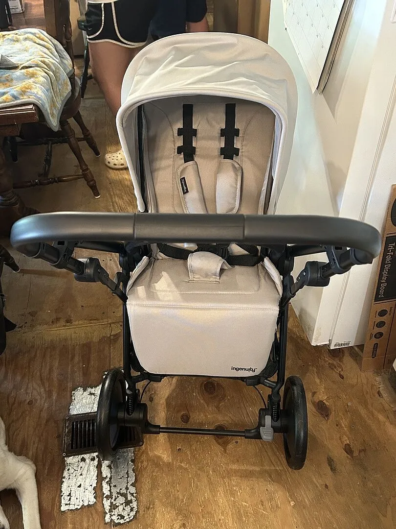 Ingenuity 3DSuite Cashew Kinderwagen modular wendbar
