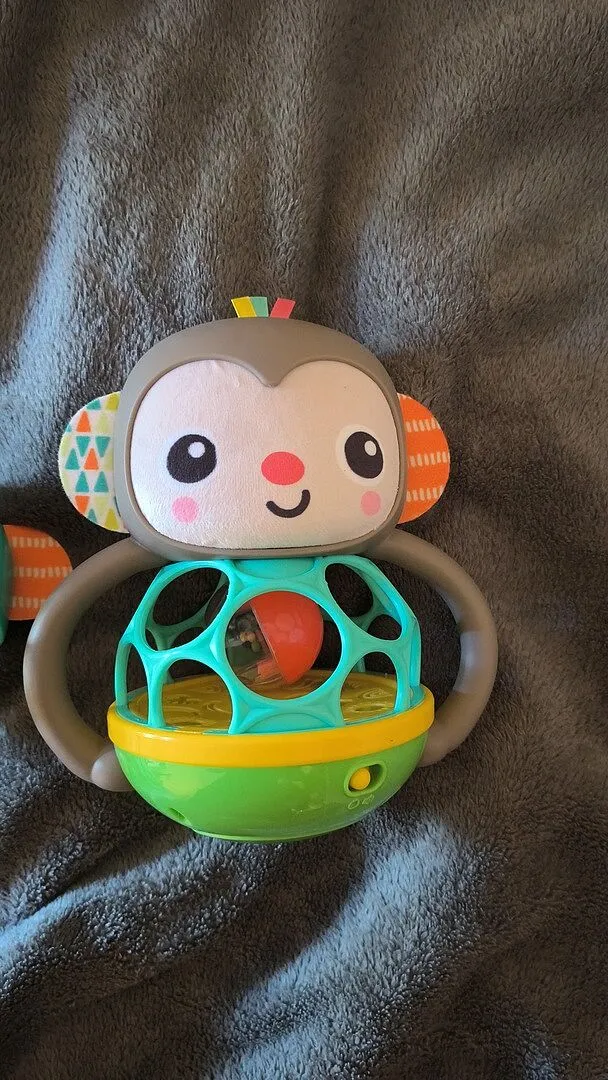 Bright Starts Giggle & Rattle Spielzeugset Affe+Elefant
