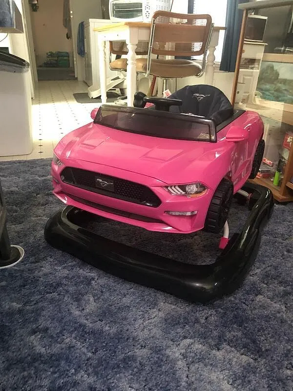 Bright Starts Ford Mustang 4-in-1 Lauflerner rosa Sound