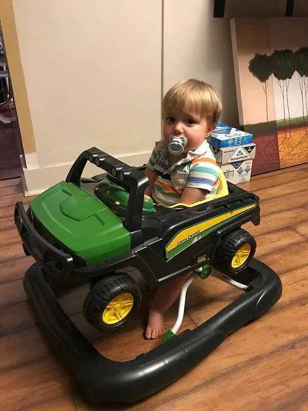 Bright Starts John Deere Gator Lauflernwagen 4-in-1 grün