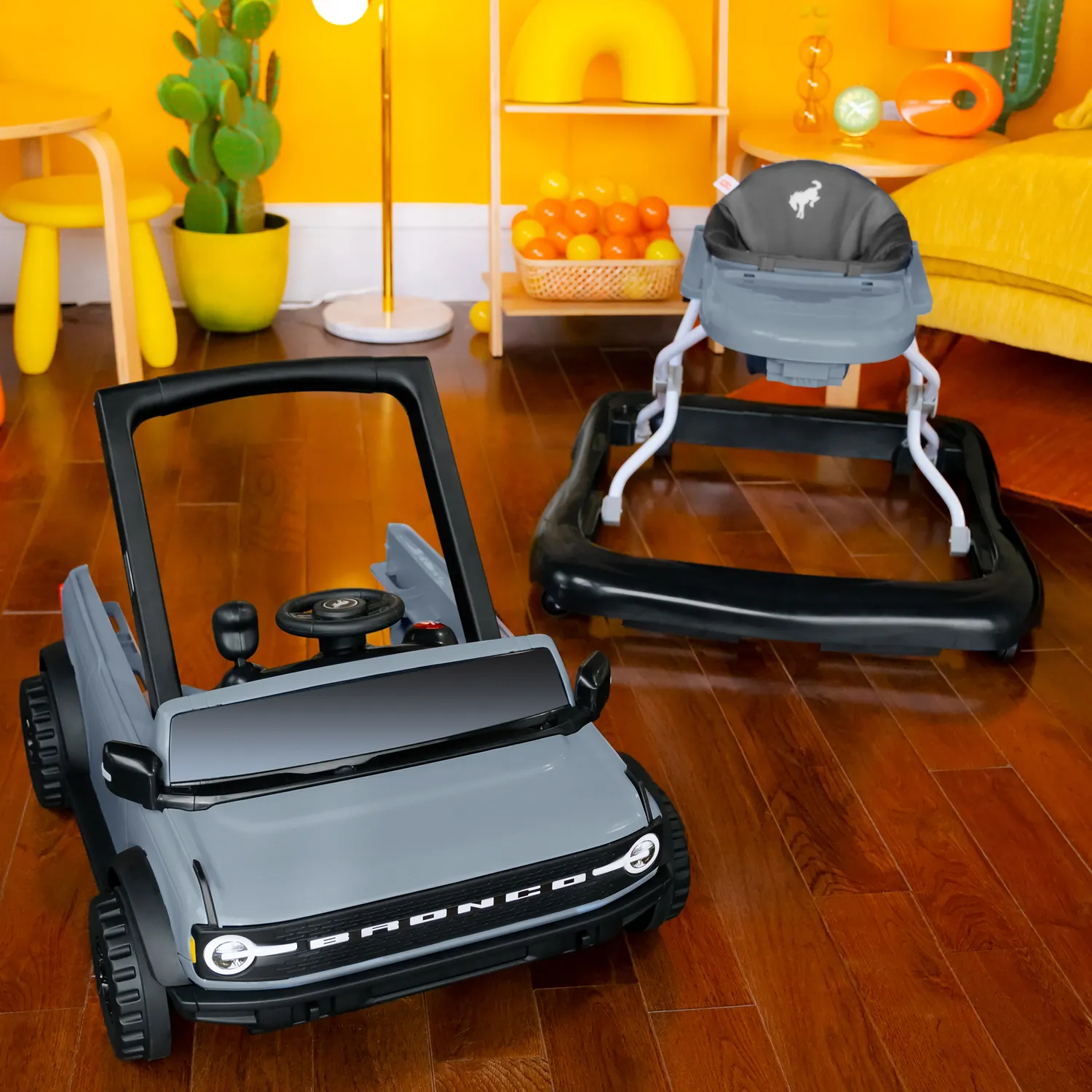 Bright Starts Ford Bronco 4-in-1 Lauflernhilfe Area 51