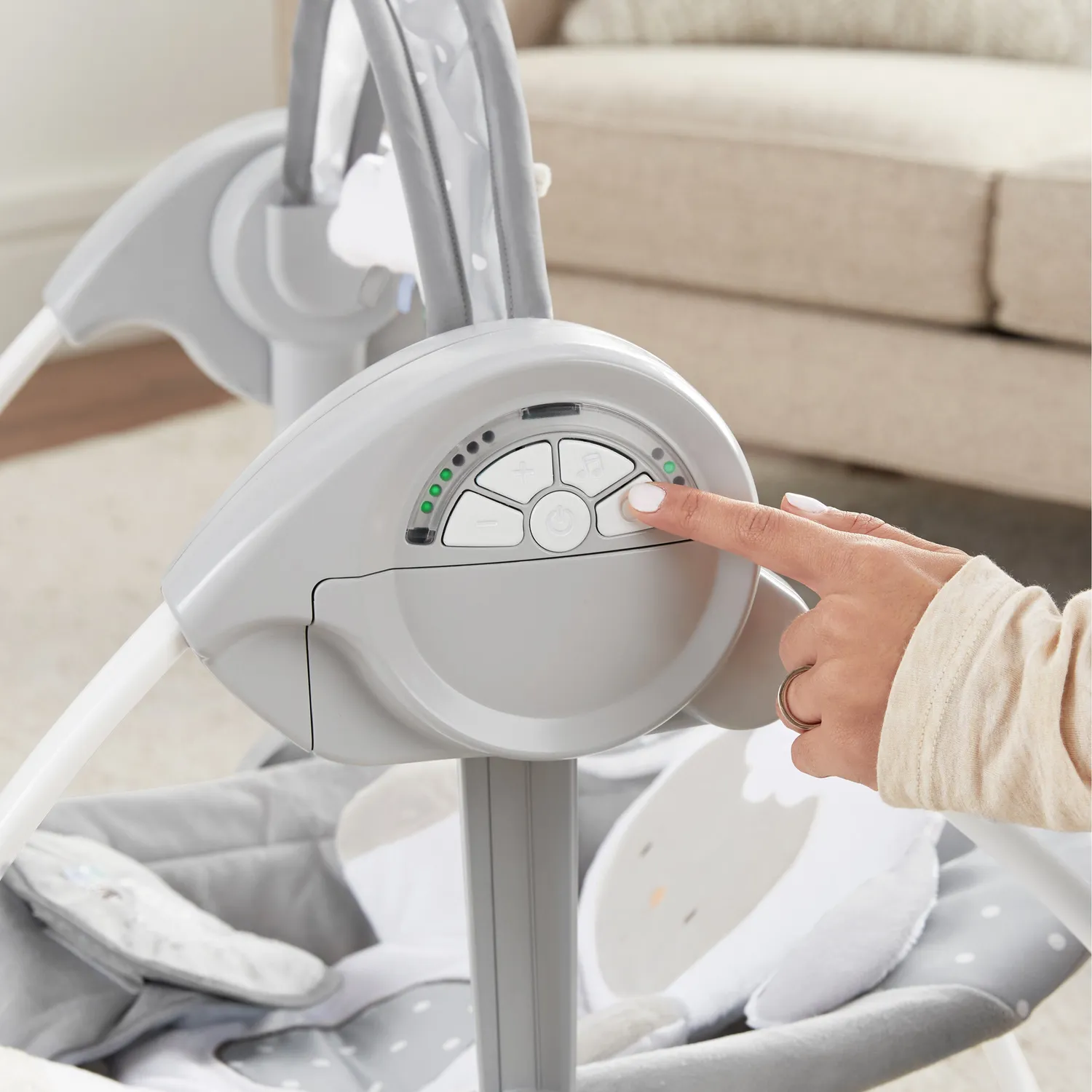 Ingenuity Comfort 2 Go Babyschaukel Cuddle Lamb tragbar