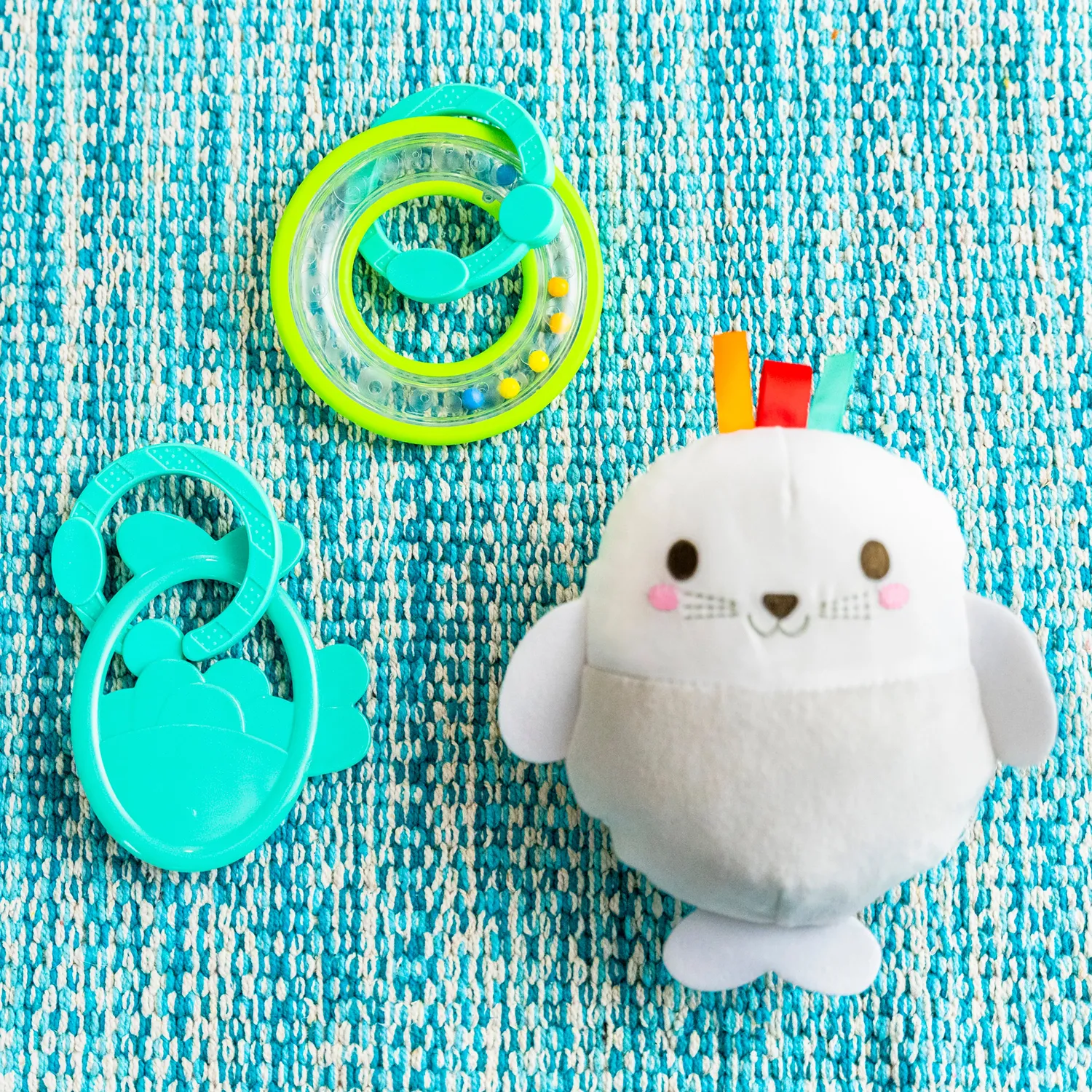 Bright Starts Tummy Time Prop & Play Spielmatte Eisbär