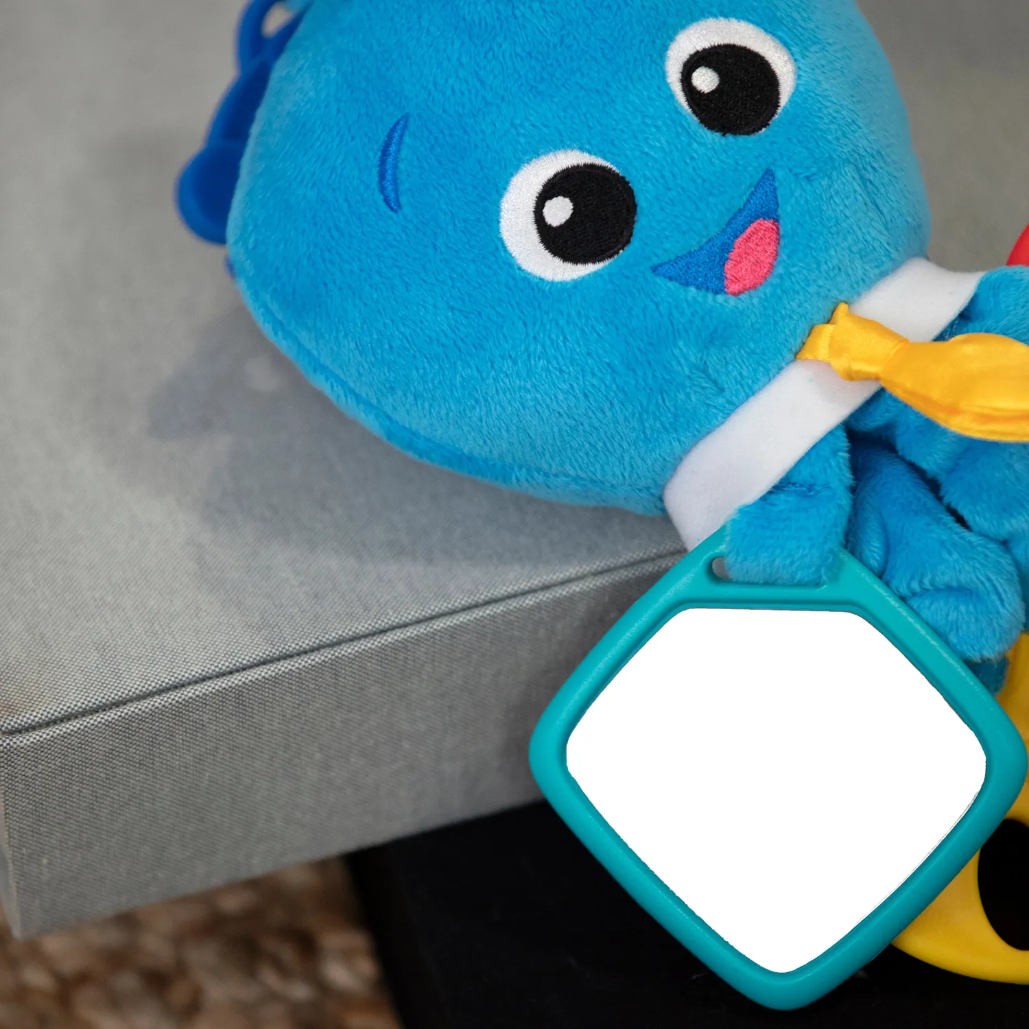 Baby Einstein Activity Arms Octopus Plüschspielzeug mit C-Ring