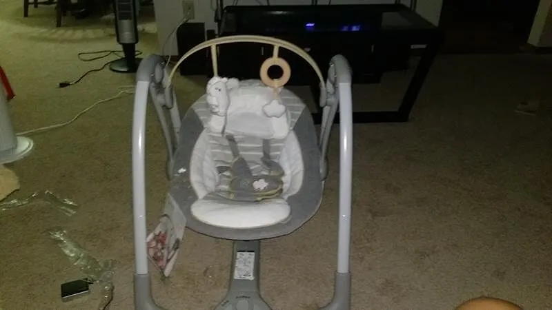Ingenuity Swing n Go Babyschaukel Bella Teddy tragbar