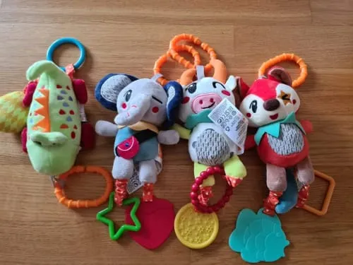 TUMAMA Hänge Rassel Set 4-teilig Plüsch ab Geburt