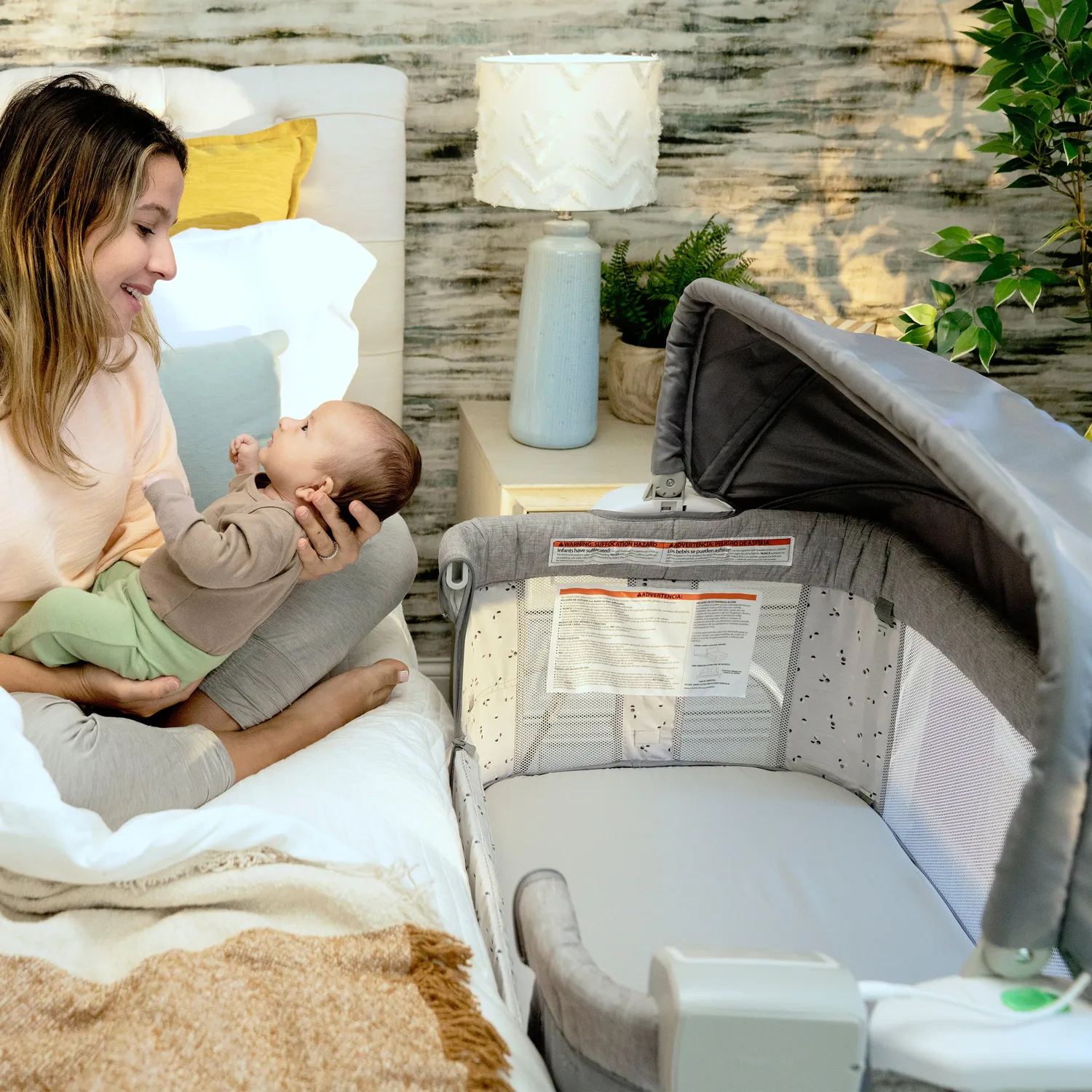 Ingenuity Dream Hero Starlight Beistellbett 3-in-1 grau