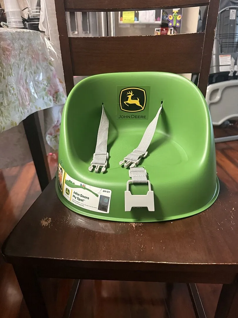 Bright Starts John Deere My Spot Sitzerhöhung Grün 6M+