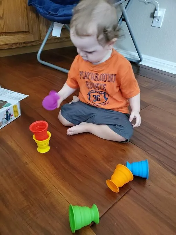 Baby Einstein Stack & Squish Cups Stapelbecher 6tlg BPA-frei