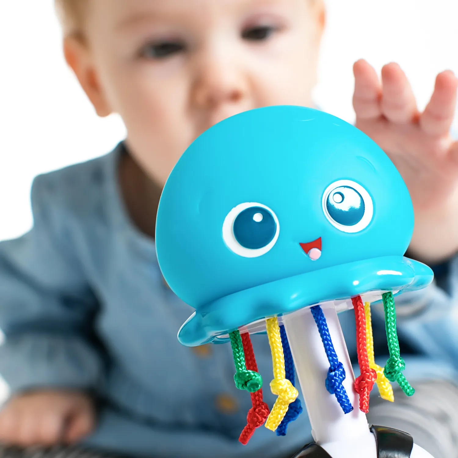 Baby Einstein Ocean Glow Sensory Shaker Rassel mit Licht
