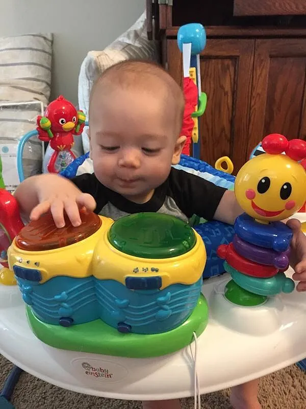 Baby Einstein Neighborhood Symphony Jumper Musik