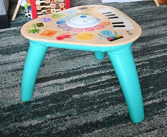 Baby Einstein Clever Composer Tune Table Spieltisch Holz