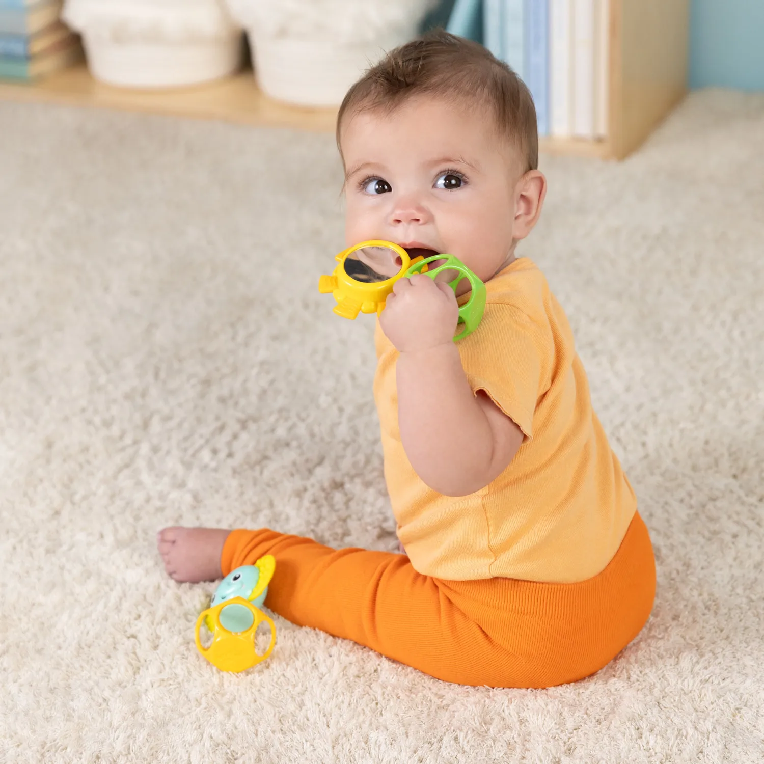 Bright Starts Soother Pals Beissspielzeug 2er Pack flexibel
