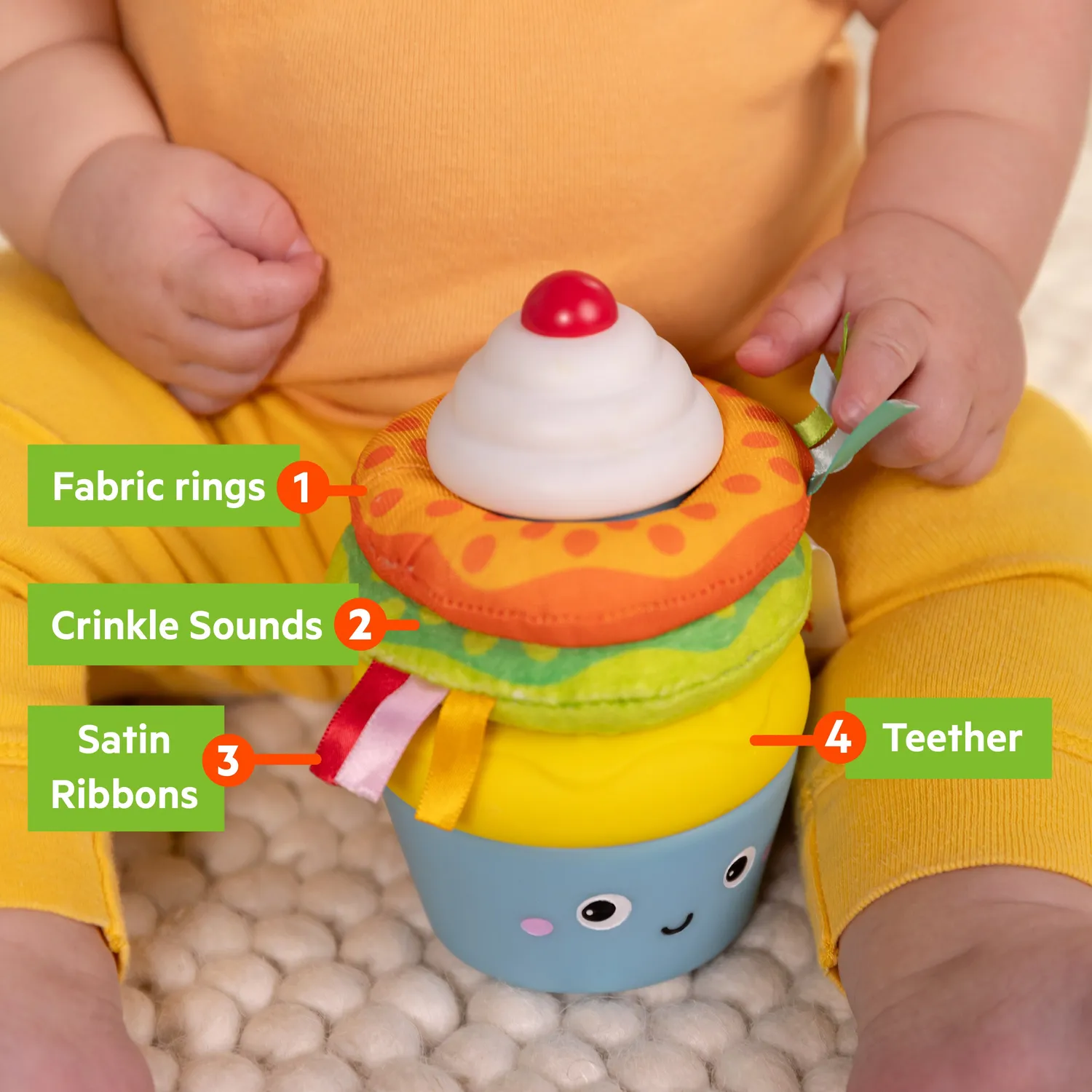 Bright Starts Treat Tower Cupcake Stapelturm mit Beissring bunt