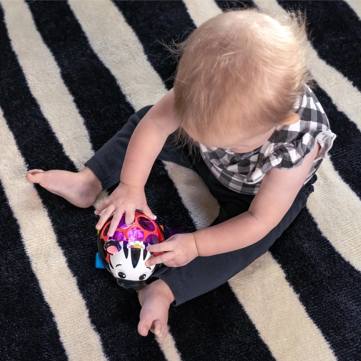 Baby Einstein Oball Curious Car Zen Spielauto mit Licht ab 3 Monaten
