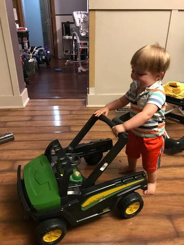 Bright Starts John Deere Gator Lauflernwagen 4-in-1 grün