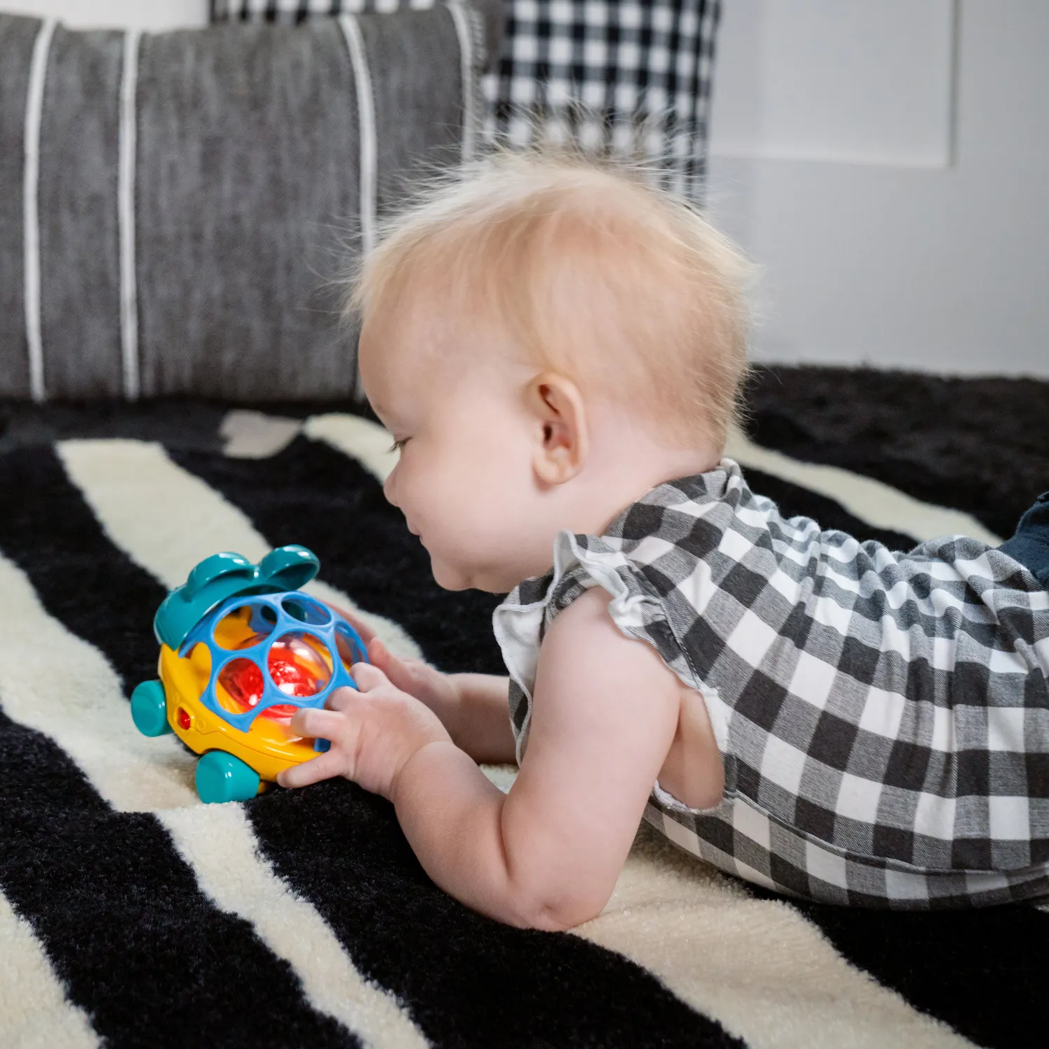 Baby Einstein Oball Neptune Auto Rassel mit Licht ab 3 Monate