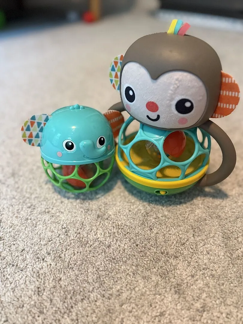 Bright Starts Giggle & Rattle Spielzeugset Affe+Elefant